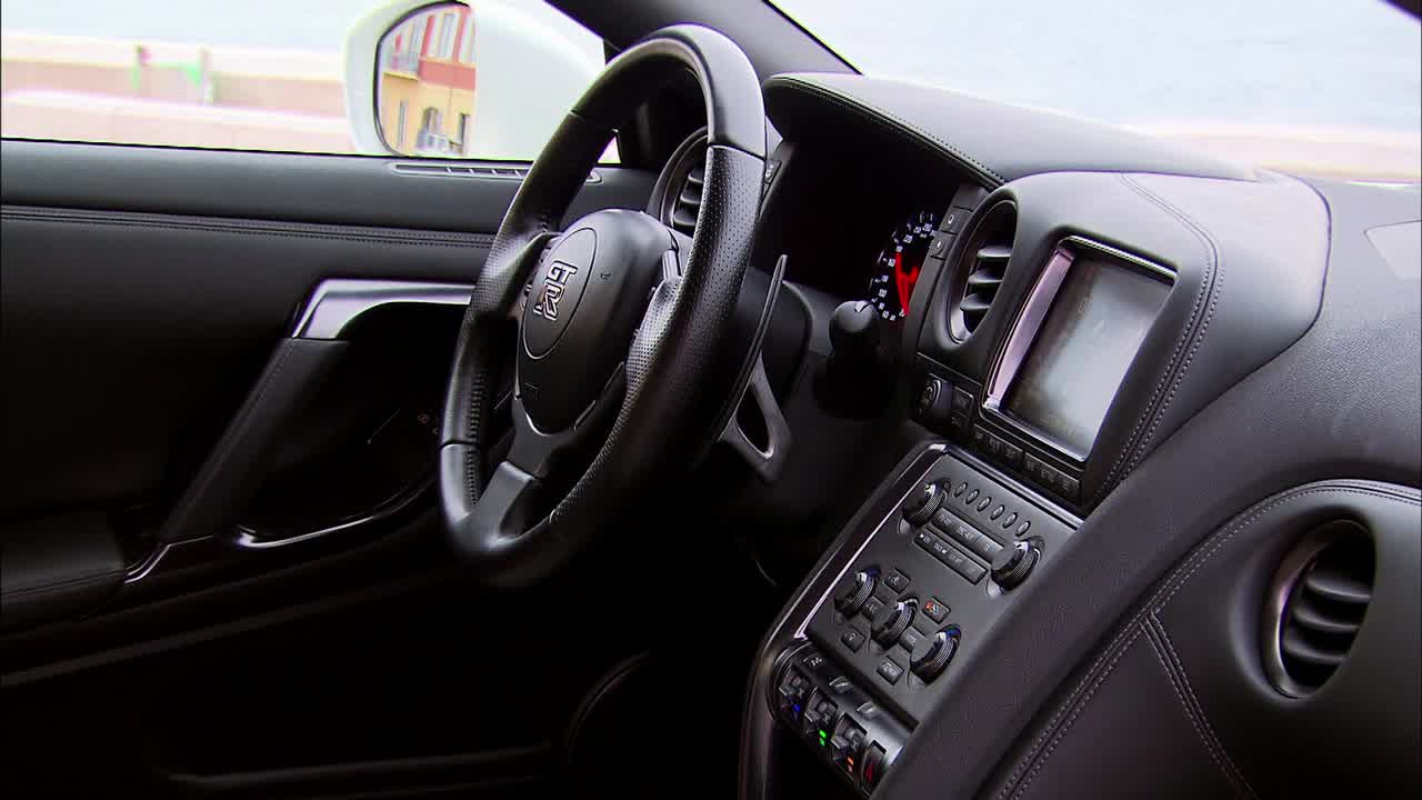 GT‑R 2011,B-ROLL, interior